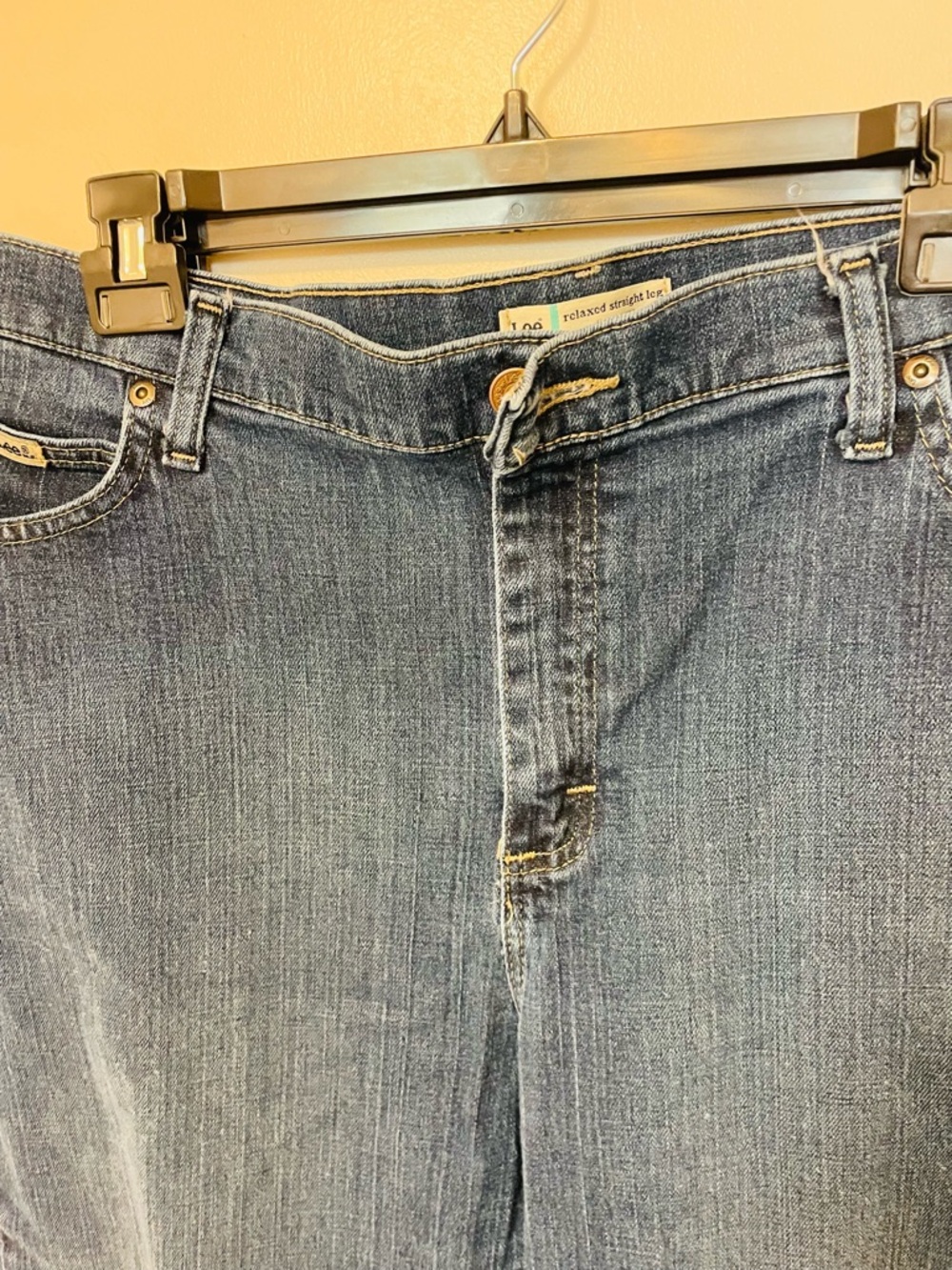 Lee Women's Relaxed Fit Straight-Leg Jeans mid-rise fit sz 16s ladies blue - Picture 4 of 9